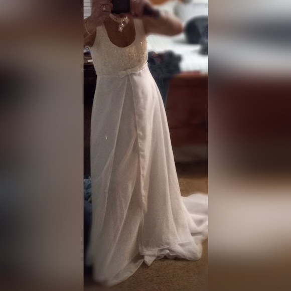 Vintage Mora Lee wedding dress - Picture 10 of 12